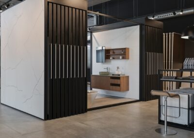 Así es el showroom de Comervía: descubre nuestras cerámicas, griferías y ambientes reales